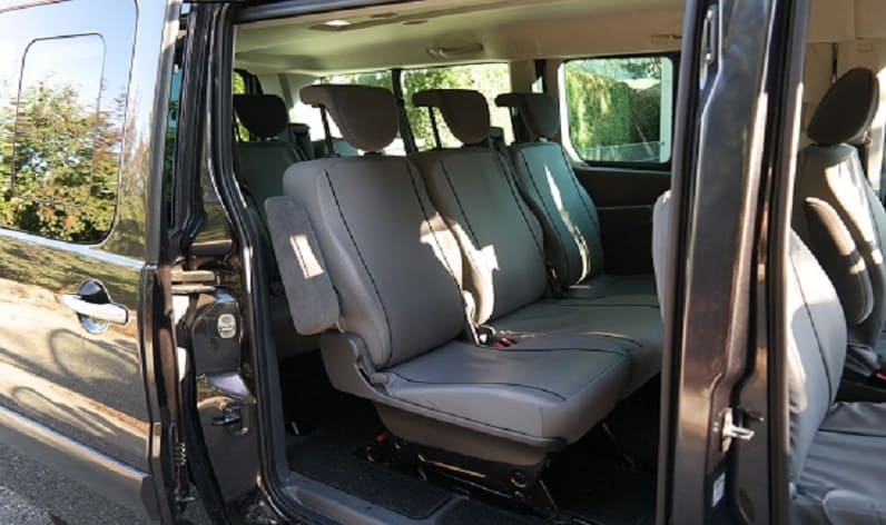 Belarus: Coaches rental in Minsk Region in Minsk Region and Dzyarzhynsk